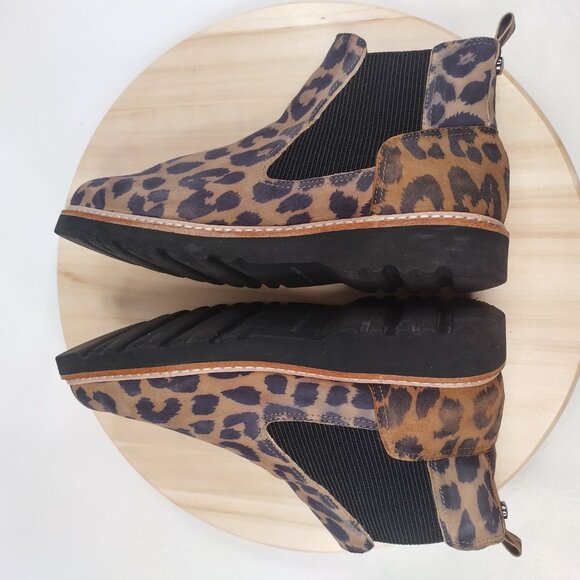 Donald J Pliner Carsyn Leopard Lug Sole Chelsea Tan & Black Boots Women US 9M - Picture 11 of 14